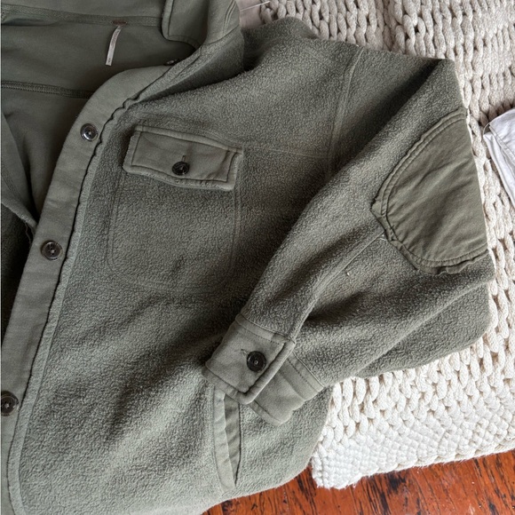 BRAND NEW W TAGS FREE PEOPLE BUTTUN DOWN - Picture 5 of 6